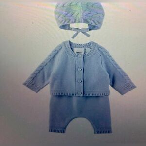 Burberry, NWT, blue, 3-piece set, knit,‎ cashmere cardigan, leggings, & bonnet